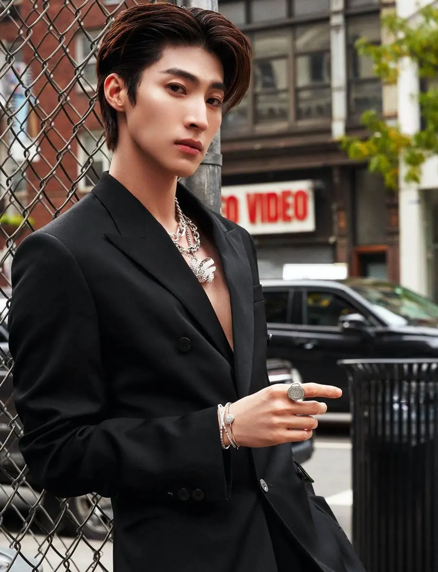 บลู-พงศ์ทิวัตถ์ @ L'Officiel Singapore-Malaysia February 2024