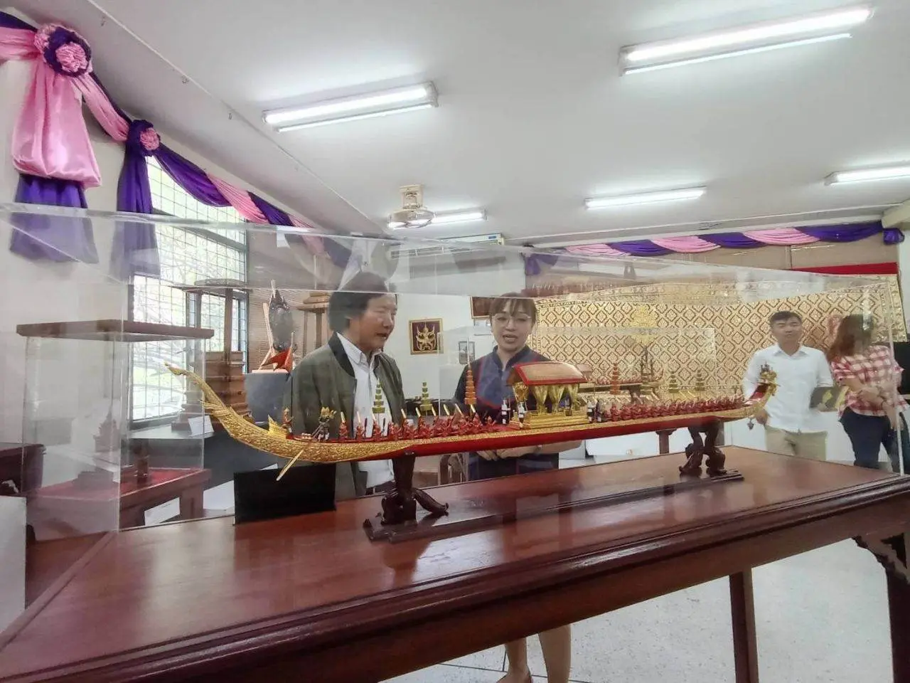Cambodian Artists 🇰🇭 Learned Thai Arts and Culture 🇹🇭