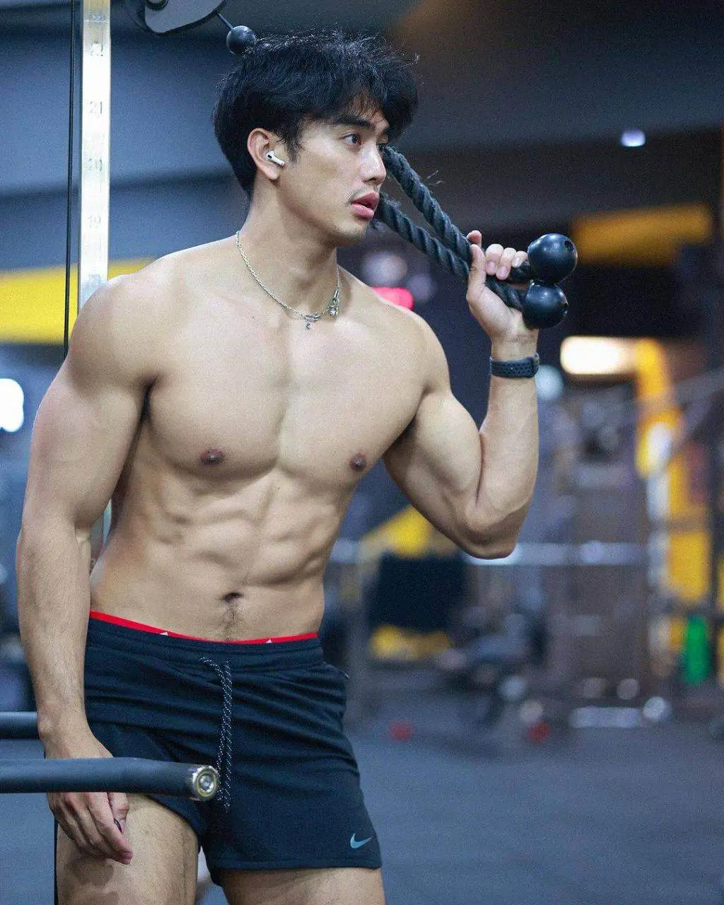 อัดแน่นพลังความผัว