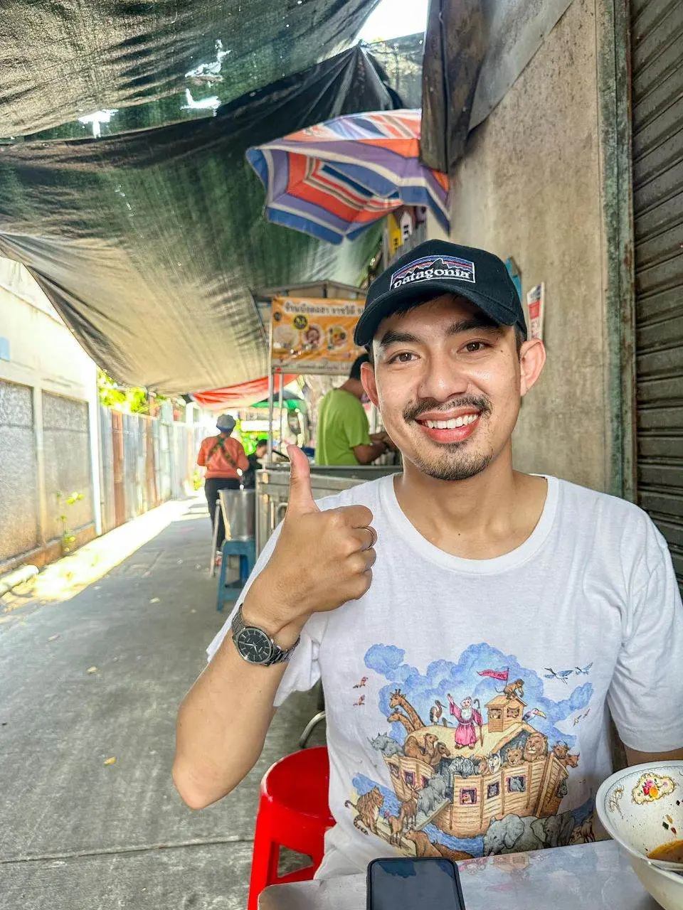 เสวหนวดผัว