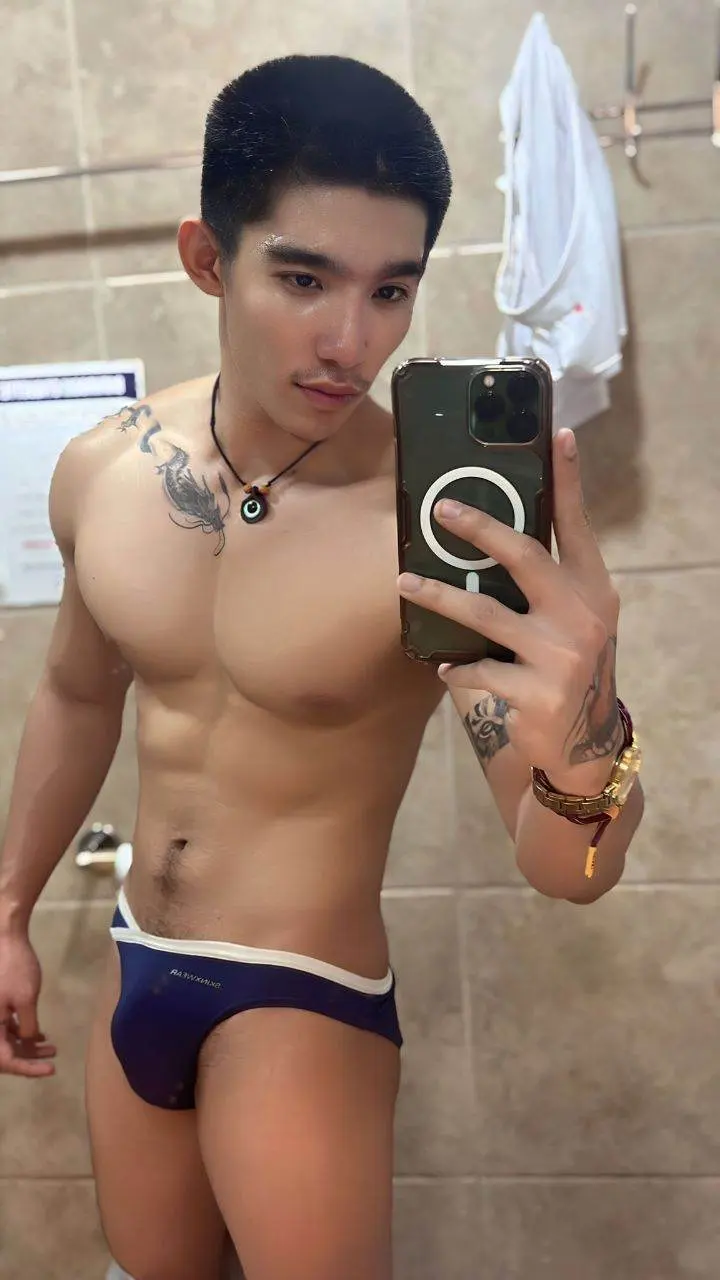 Its drag Tuesday everybody see you
