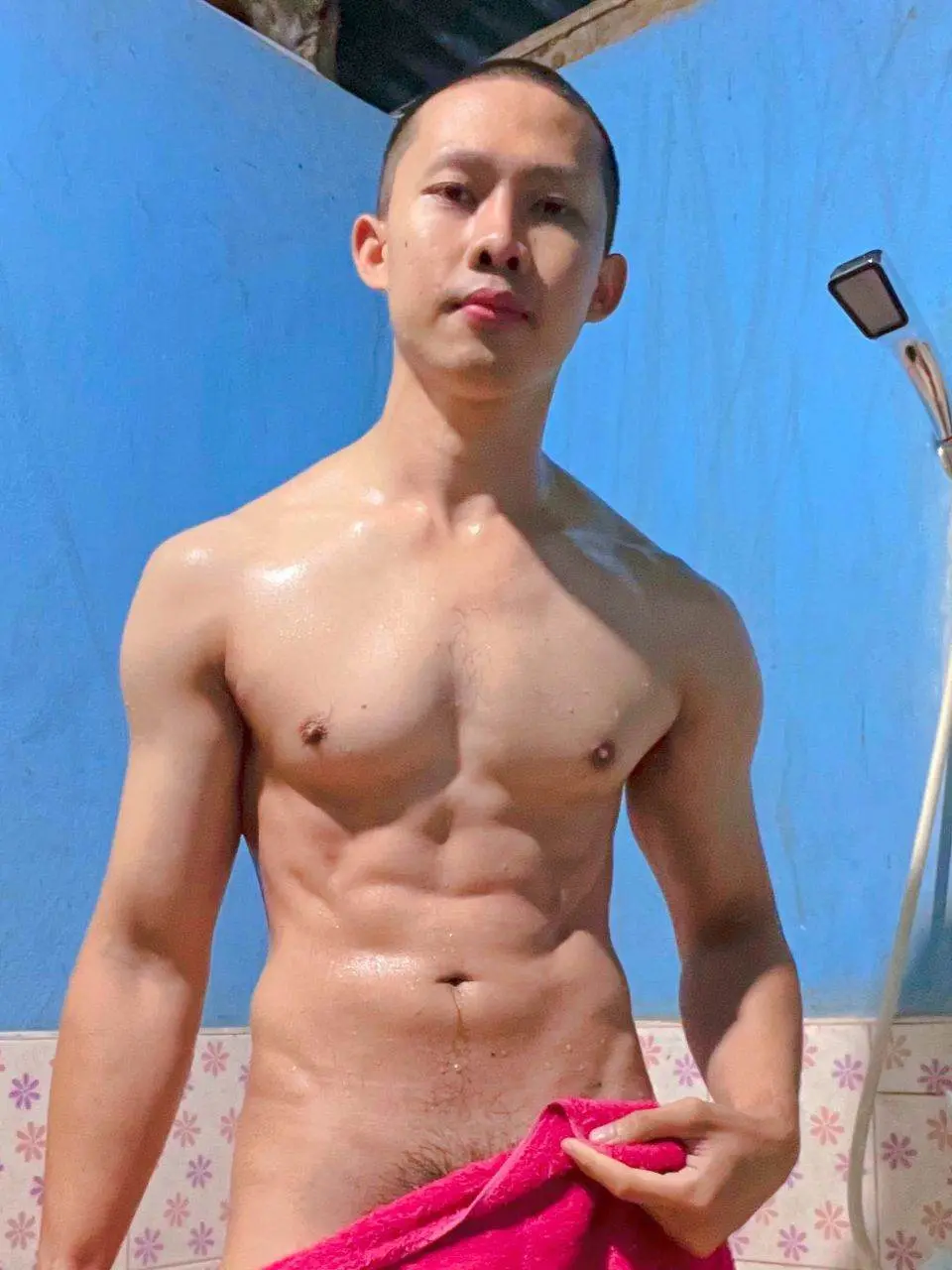 หนุ่มน้อย แนวไทยแท้