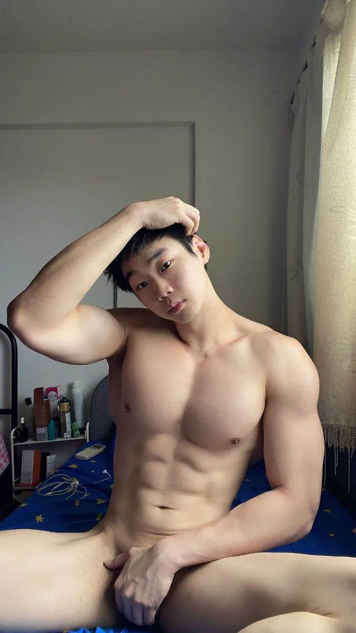 หนุ่มเกาหลี I&rsquo;ll show you more.