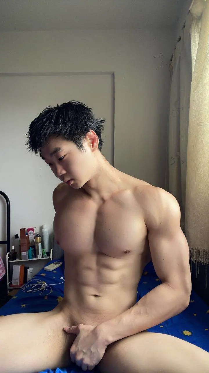 หนุ่มเกาหลี I&rsquo;ll show you more.