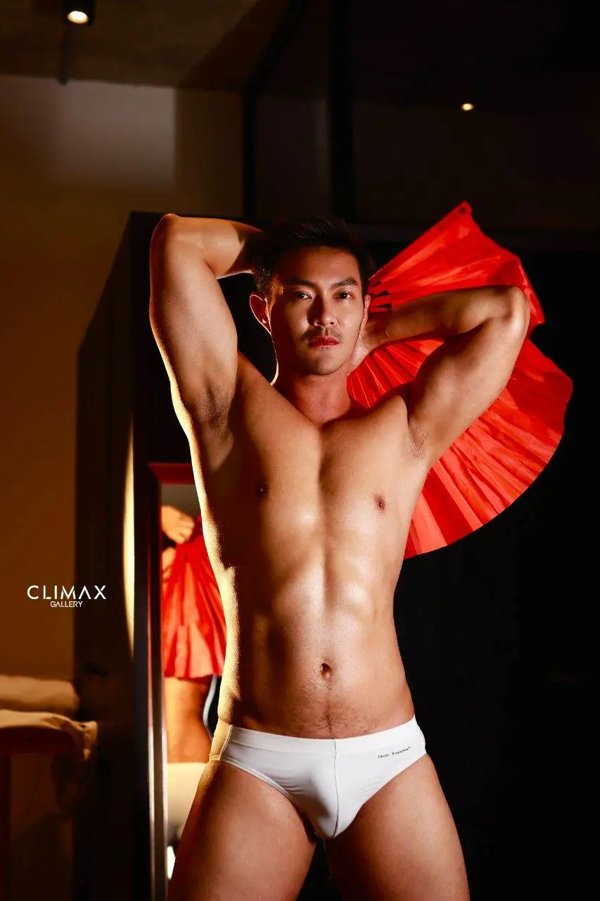 Chinese New Year. 🧧 MODEL : GEMS PHOTOGRAPHER  : @ClimaxGallery  LOCATION : BANGKOK