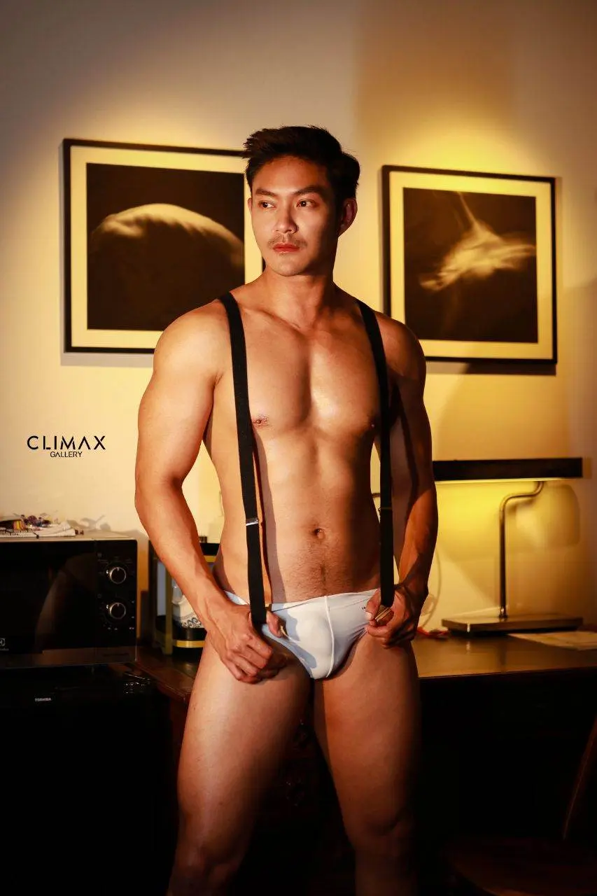 Chinese New Year. 🧧 MODEL : GEMS PHOTOGRAPHER  : @ClimaxGallery  LOCATION : BANGKOK
