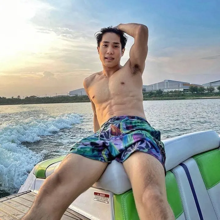 ตาย่าน ย่านเคียว