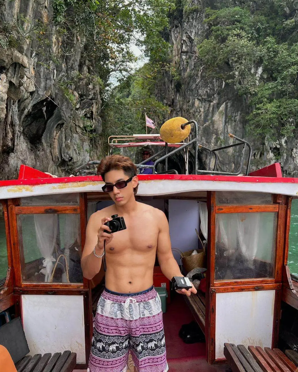 อยากโดนน้ำมนต์
