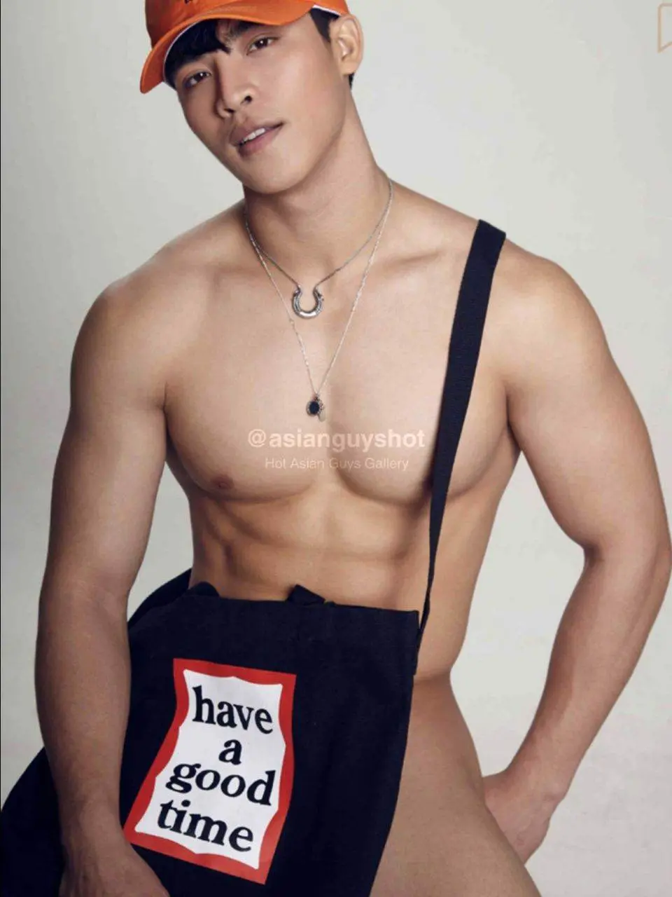 ฉาวทีม พี่อาม
