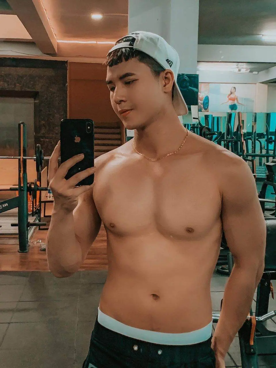 ตี๋น้อย รักสุขภาพ ฟิตเนส.