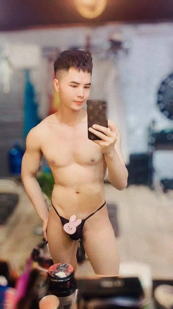 ตี๋น้อย รักสุขภาพ ฟิตเนส.
