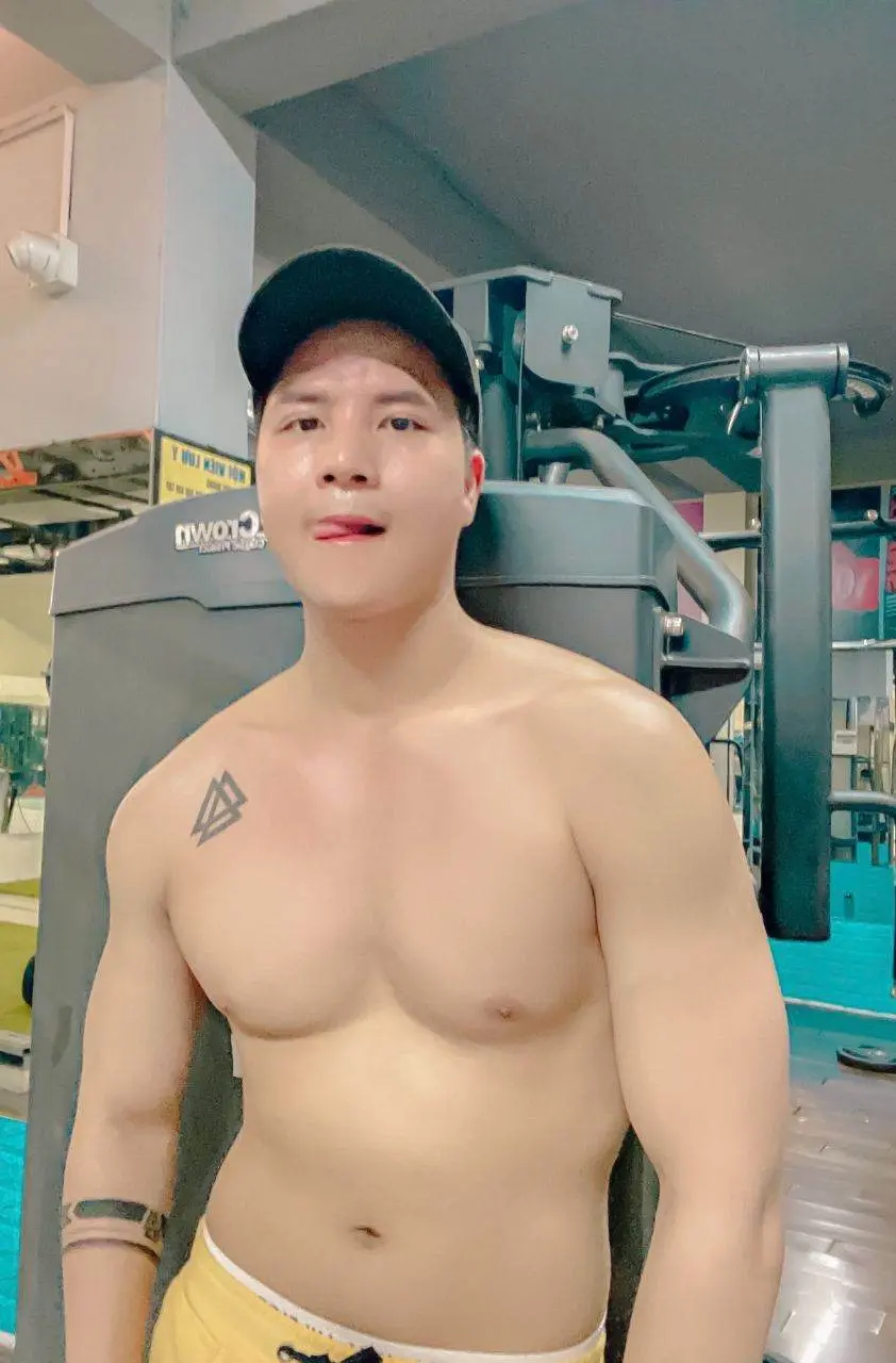 ตี๋น้อย รักสุขภาพ ฟิตเนส.