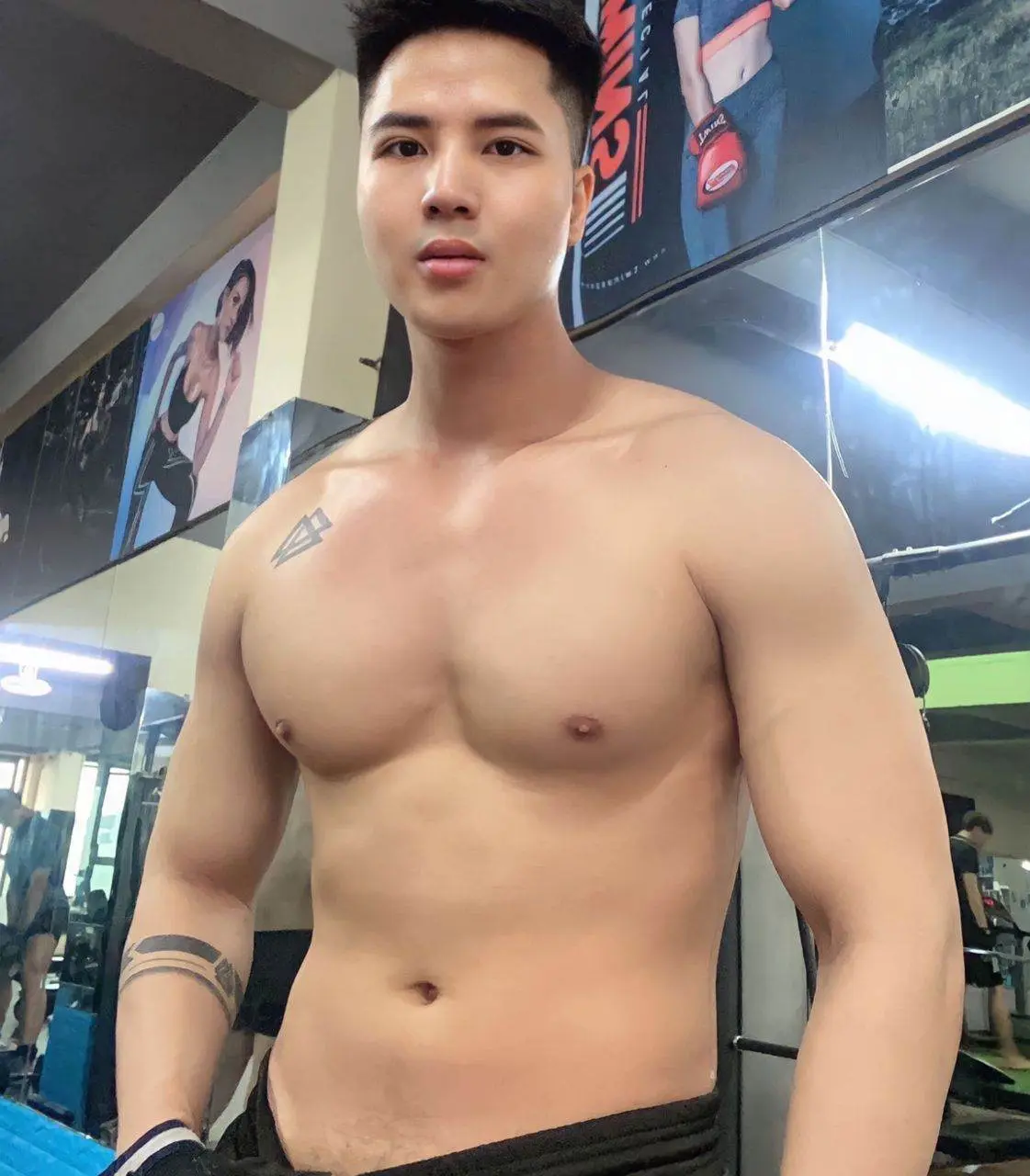 ตี๋น้อย รักสุขภาพ ฟิตเนส.