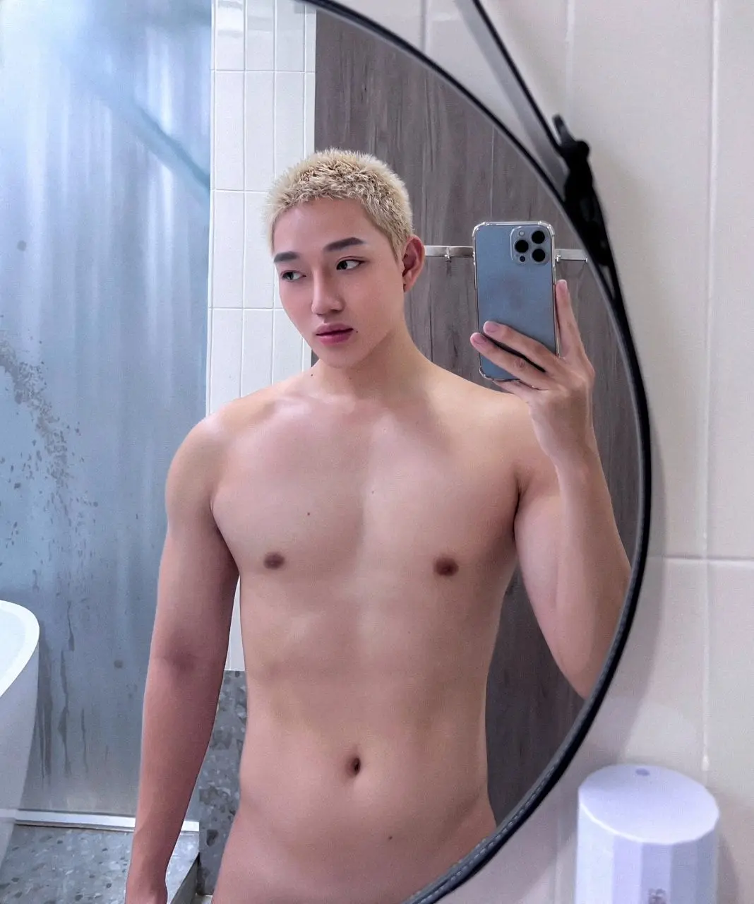 หนุ่มหน้าหวาน เวียดนาม.