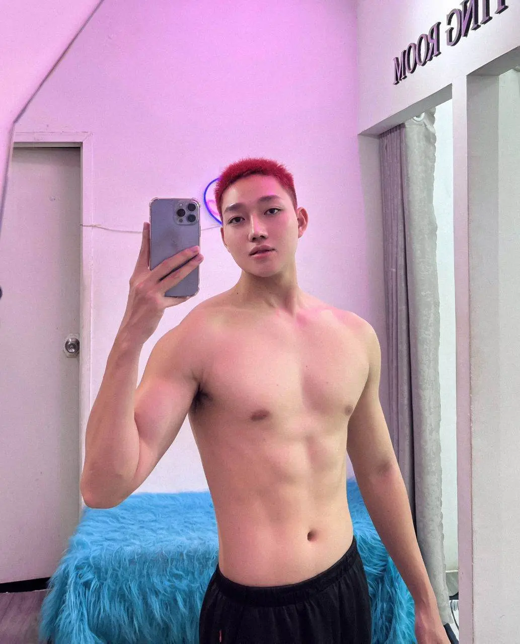 หนุ่มหน้าหวาน เวียดนาม.