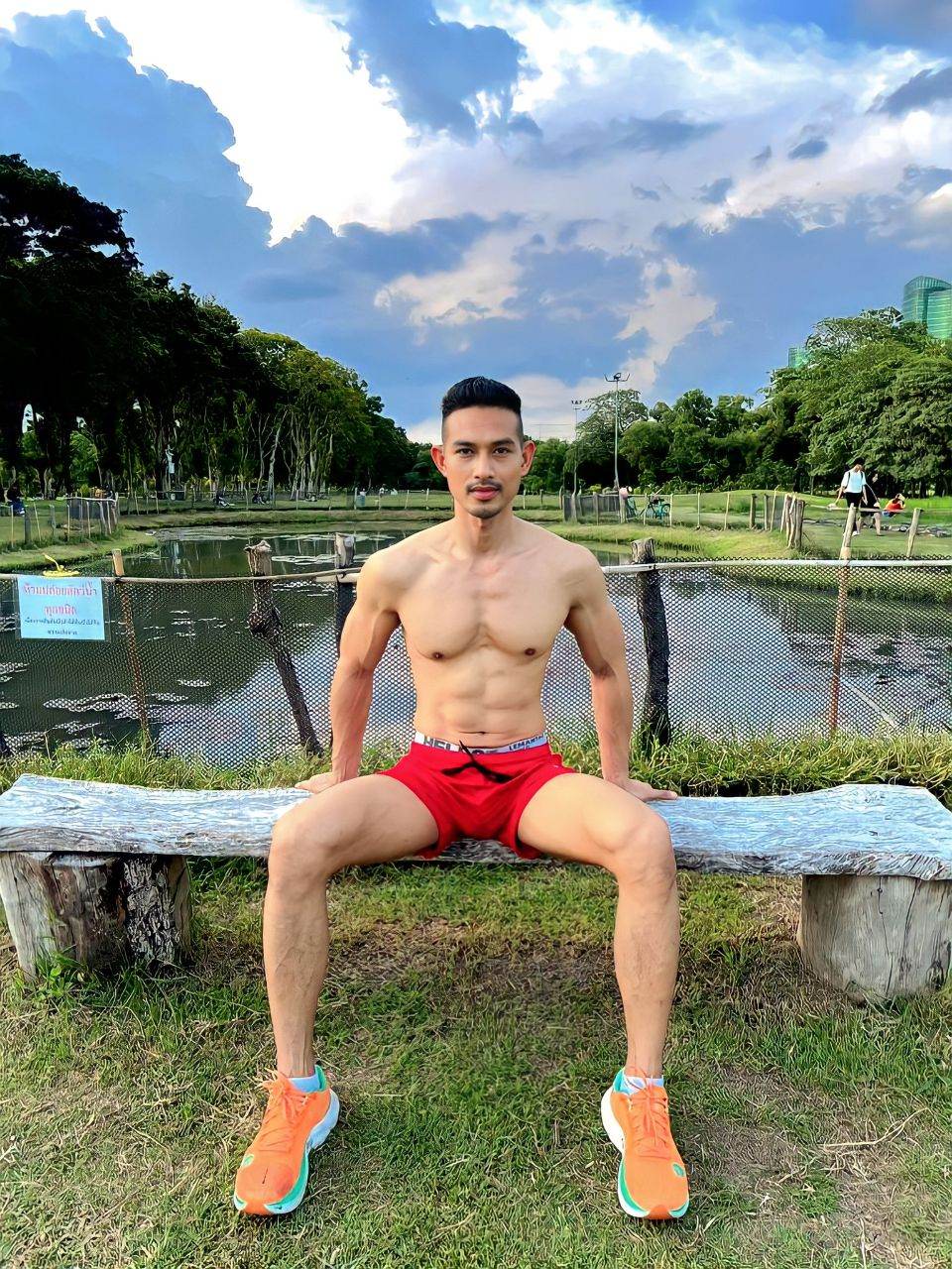 หนุ่ม กรมราชทัณฑ์ ไปวิ่งสวนจตุจักร - สวนรถไฟ ต้องเจอเขา .