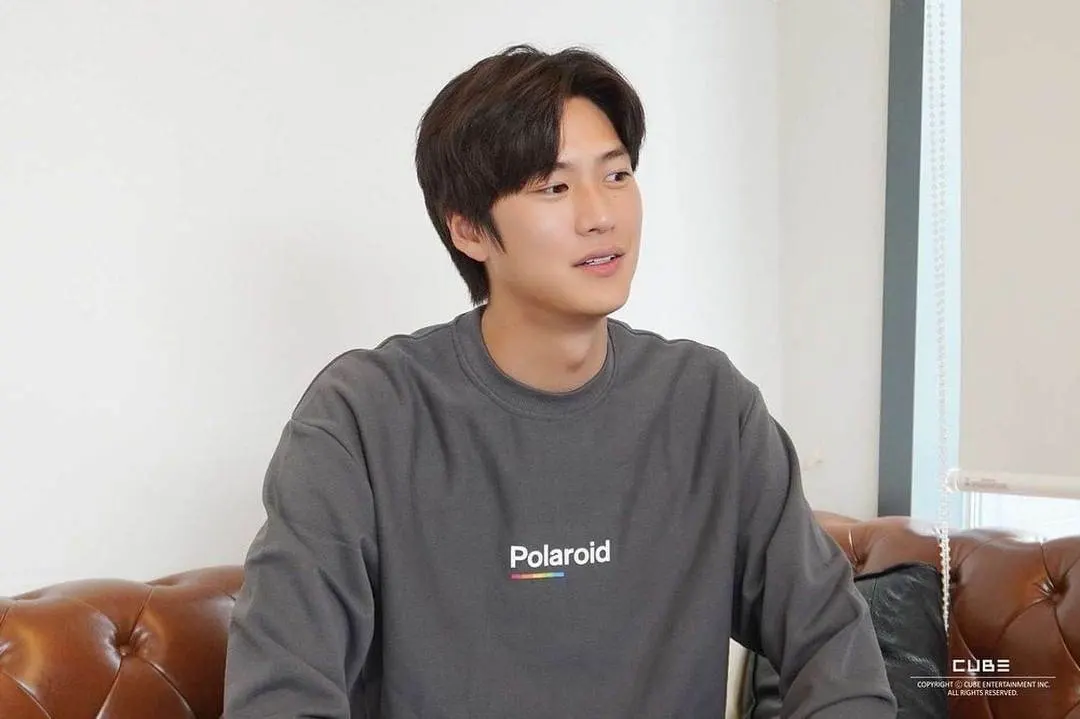 นาอินอู หนุ่มฮอตแห่งปี สุดโด่งดัง