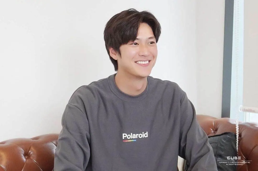 นาอินอู หนุ่มฮอตแห่งปี สุดโด่งดัง