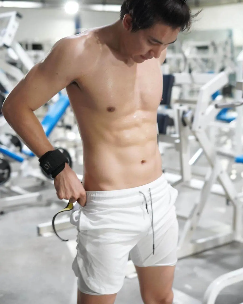 ดาราพาเพลิน