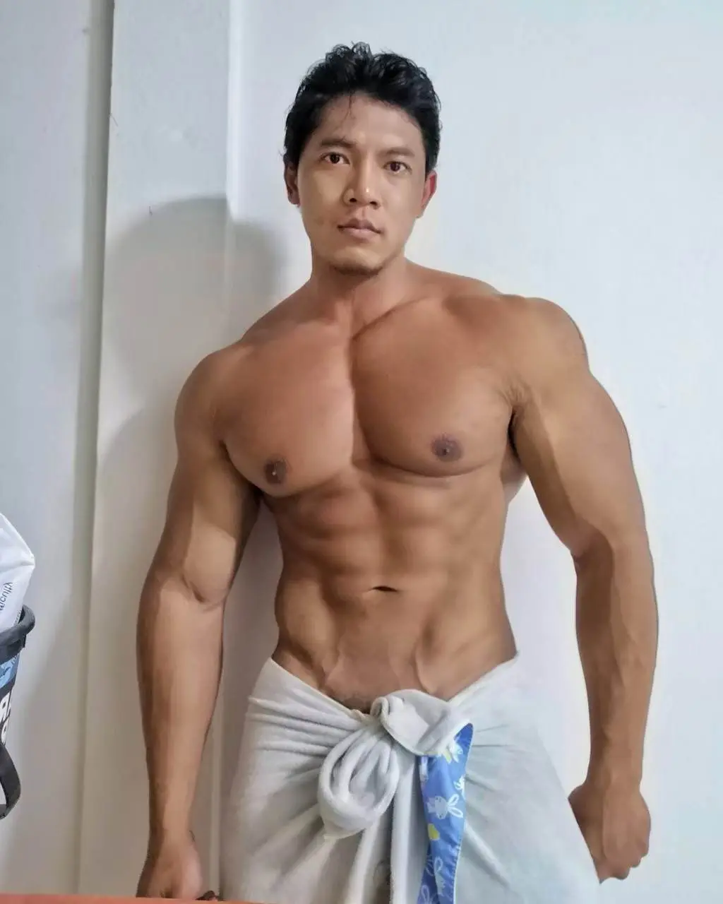 กล้ามใหญ่ ลำใหญ่.