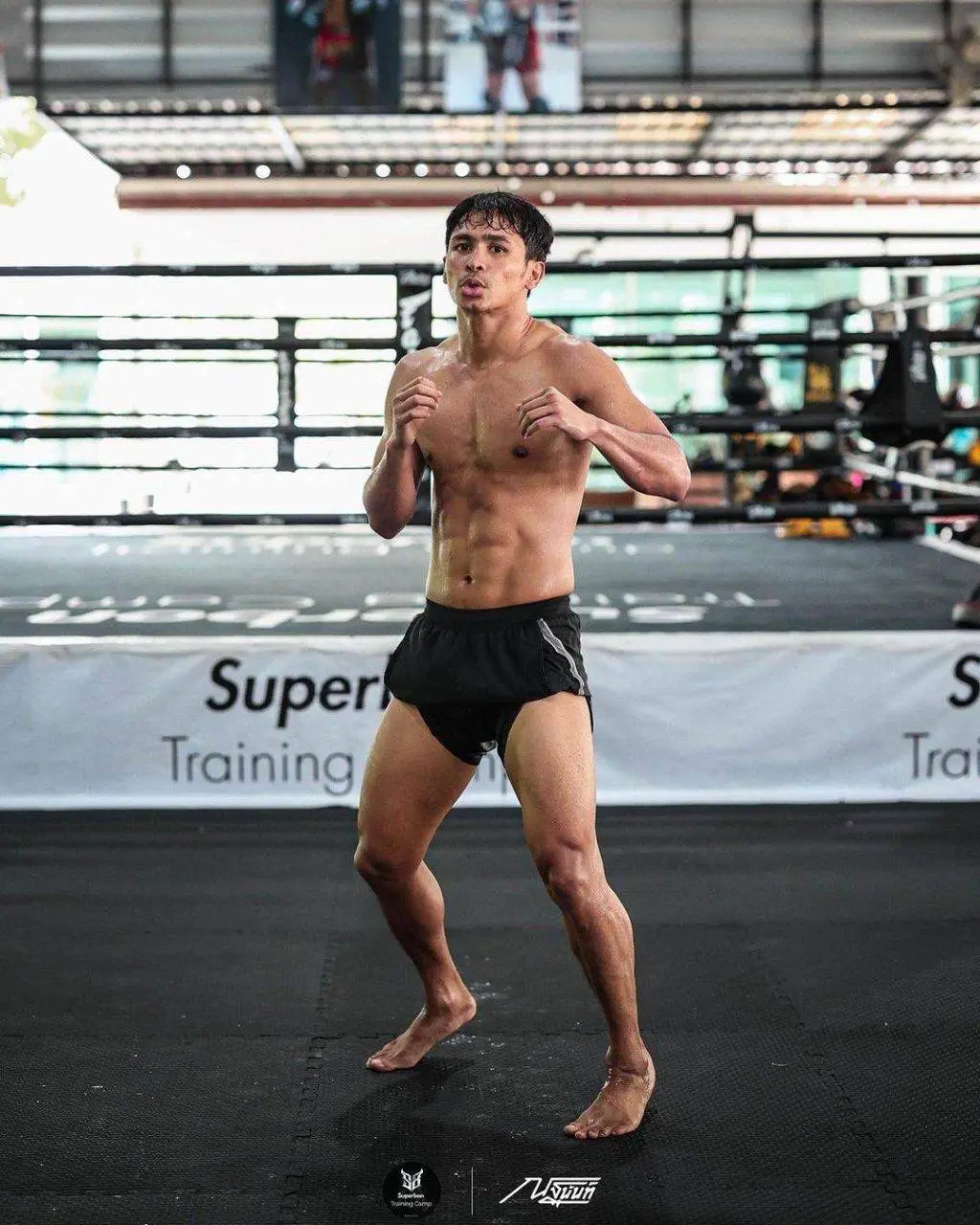 สัญญาว่าจะคลืนทุกหยด