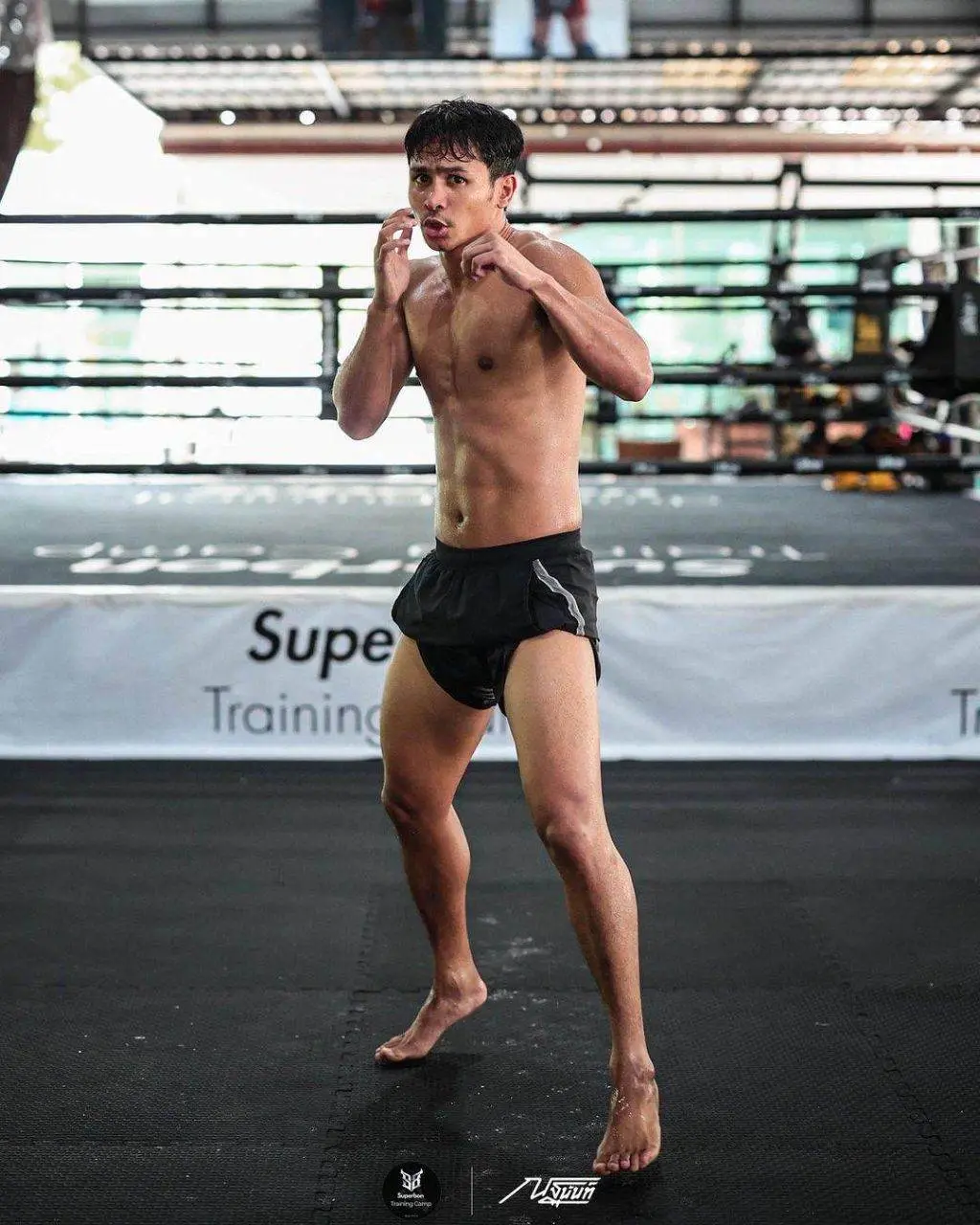 สัญญาว่าจะคลืนทุกหยด