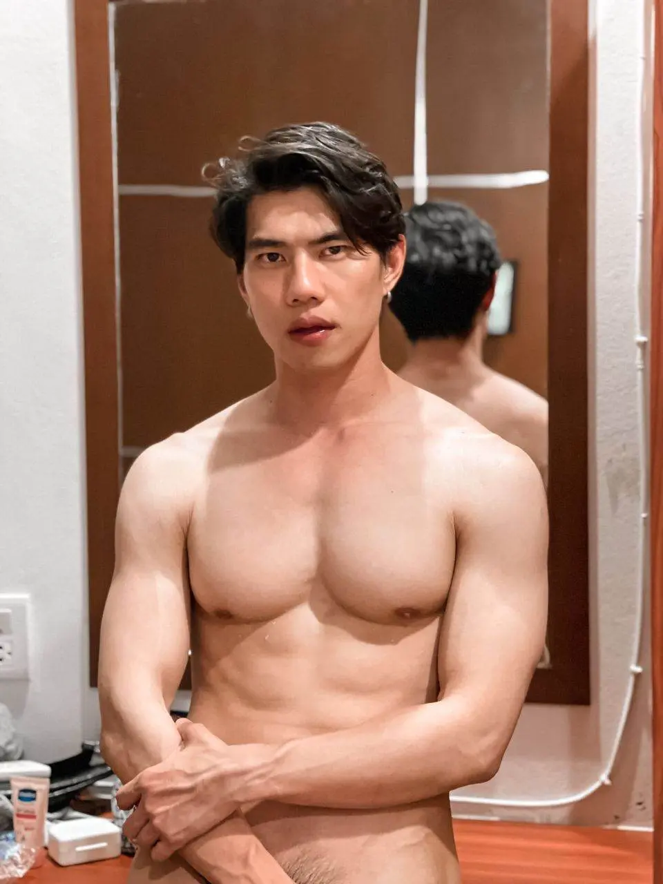 แท่น หนุ่มแดนเหนือ.