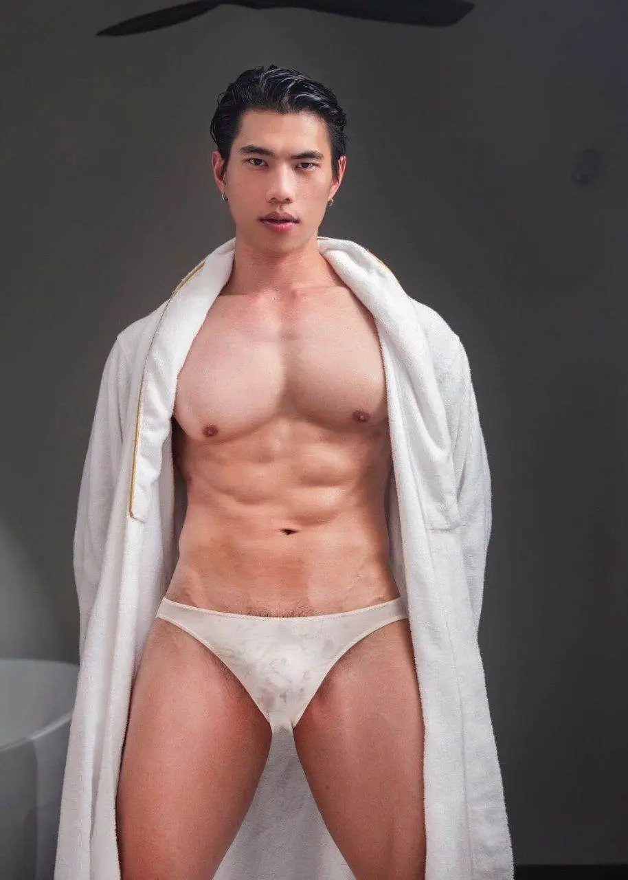 แท่น หนุ่มแดนเหนือ.