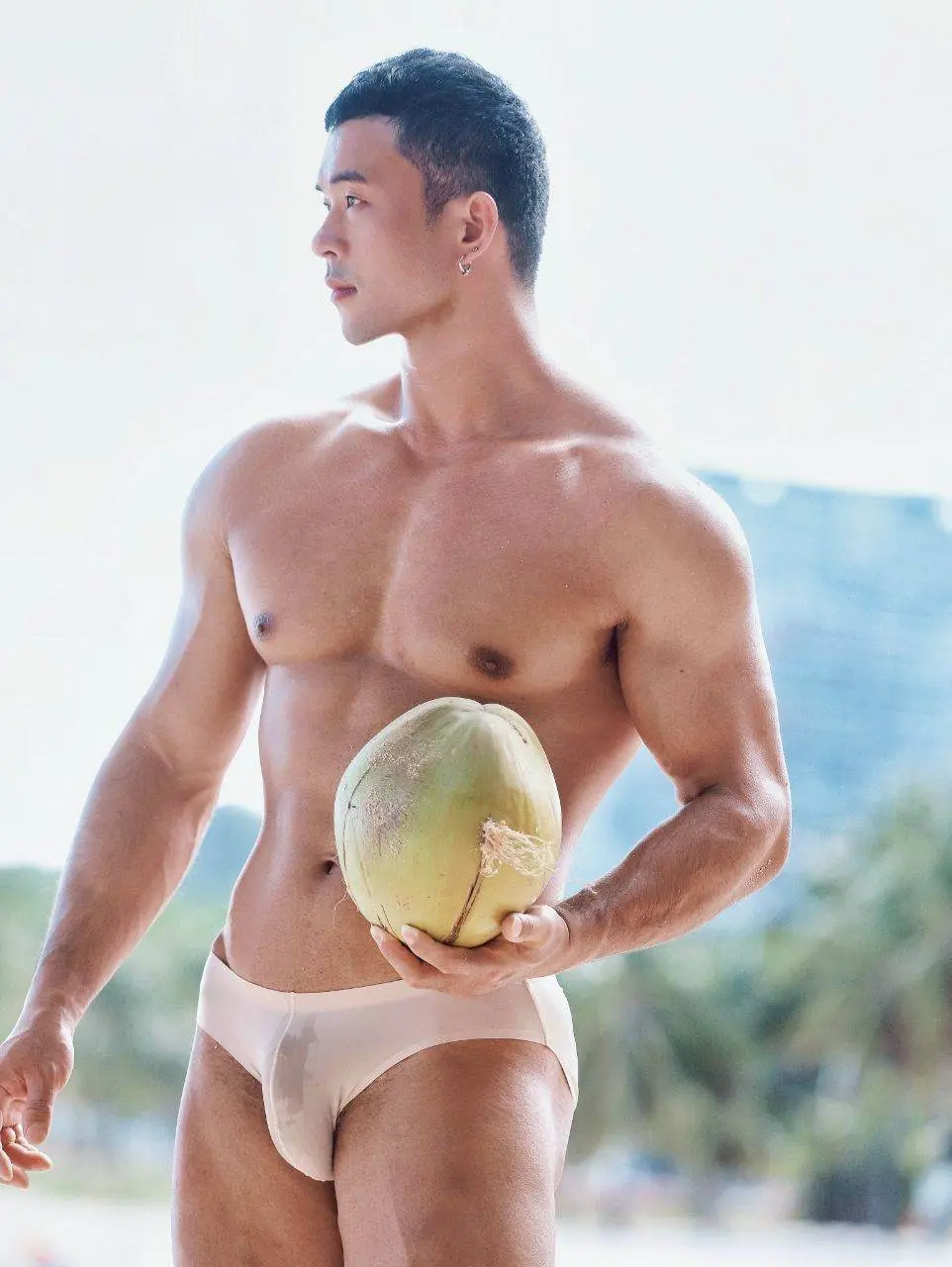 金光闪闪的希腊男神