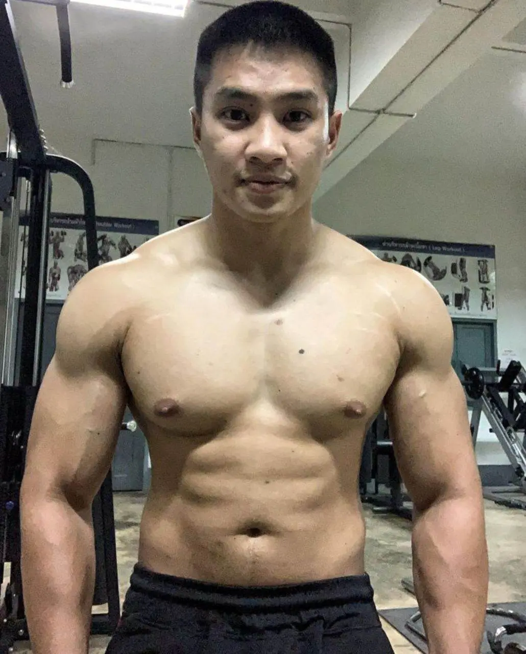 หล่อหุ่นหมี ทบ. ค่ายเชียงใหม่ แม่ริม