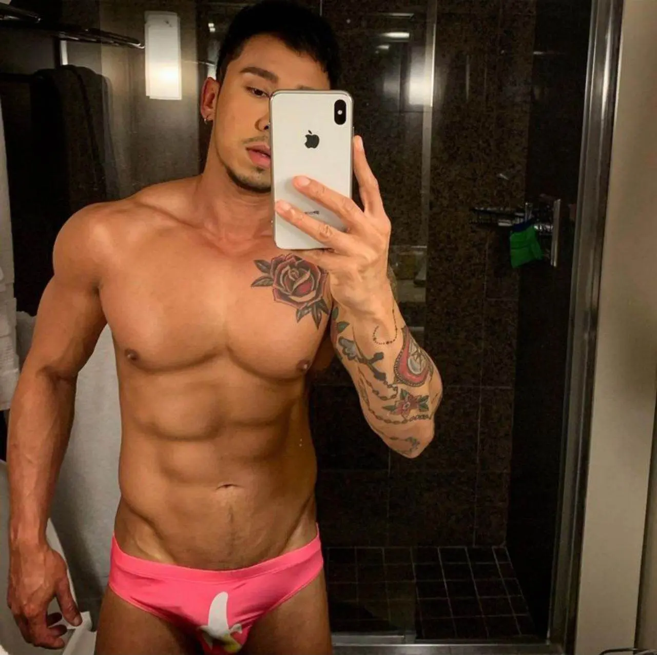 ไอดอลเชียงใหม่ งานดีอเมริกา ค่ายหนัง xxx ของ Mr. piter.
