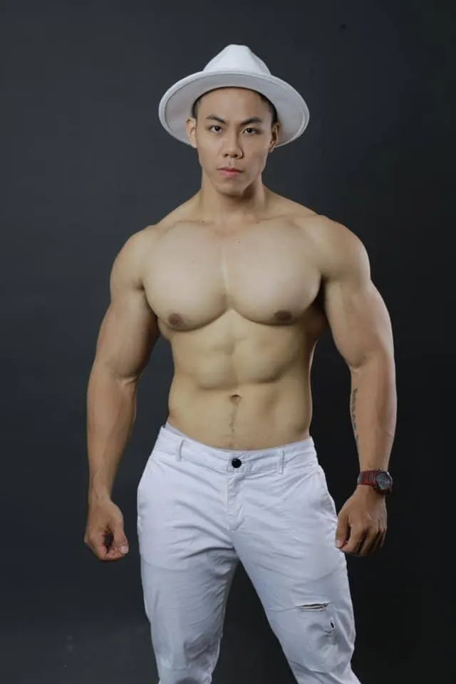 หุ่นเสวมาก