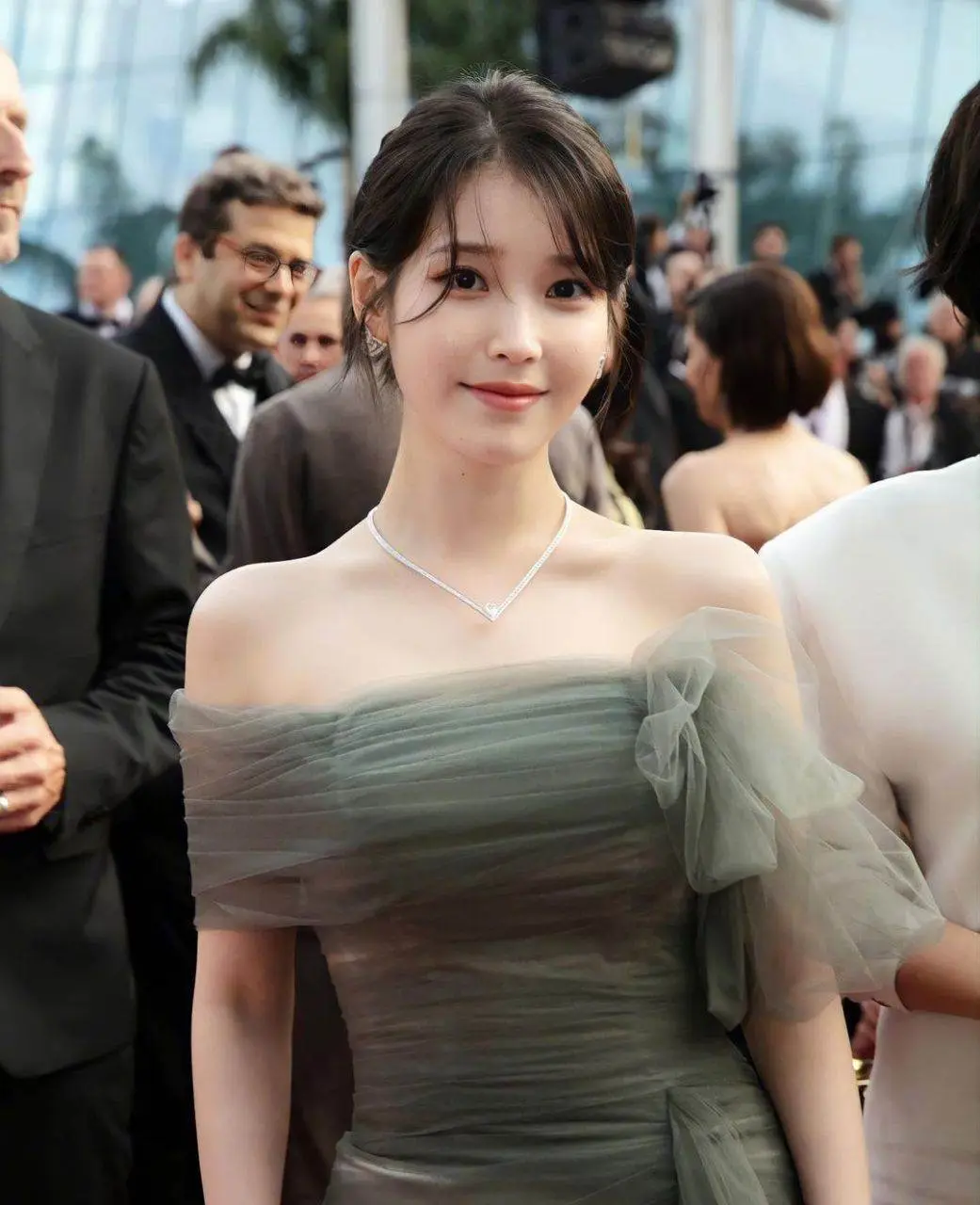 ไอยู(iu) ไอดอลสาว สวย เก่ง ครบเครื่อง ใครๆก็ต้องหลงรัก