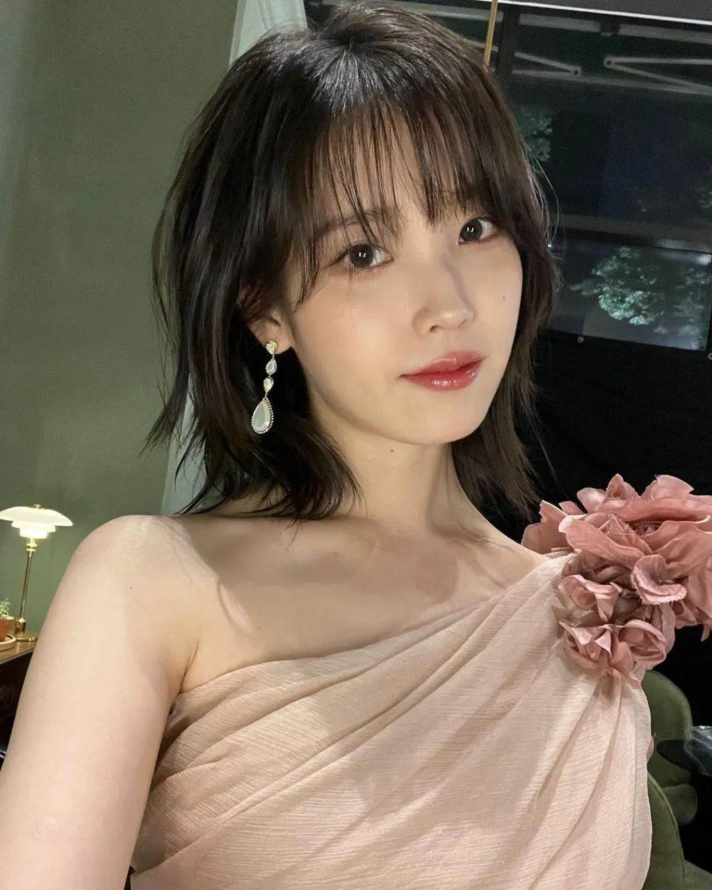 ไอยู(iu) ไอดอลสาว สวย เก่ง ครบเครื่อง ใครๆก็ต้องหลงรัก