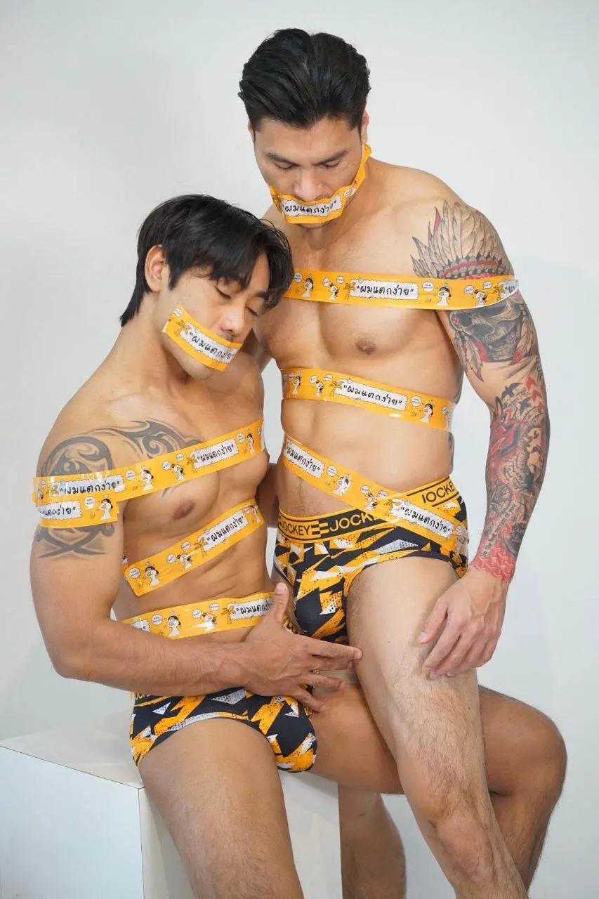 ฟินบนเตียง พี่เฟิสท์ รับเป็นรับ หนังX คลิปเสวทุกงาน.