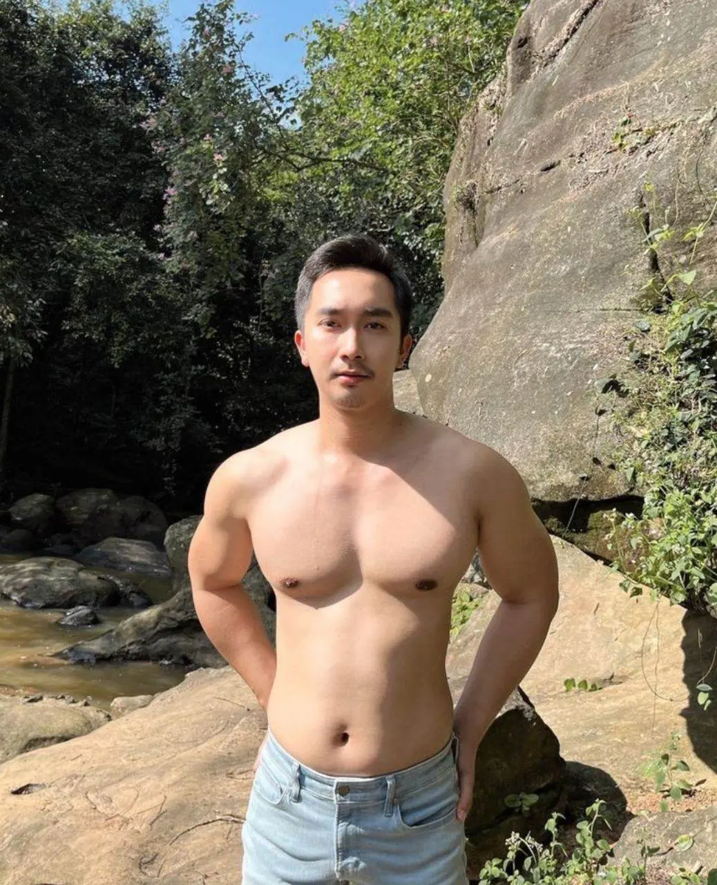 ของหลวง รร.บ้านหนองเพ็ญ.สพป ขก.1