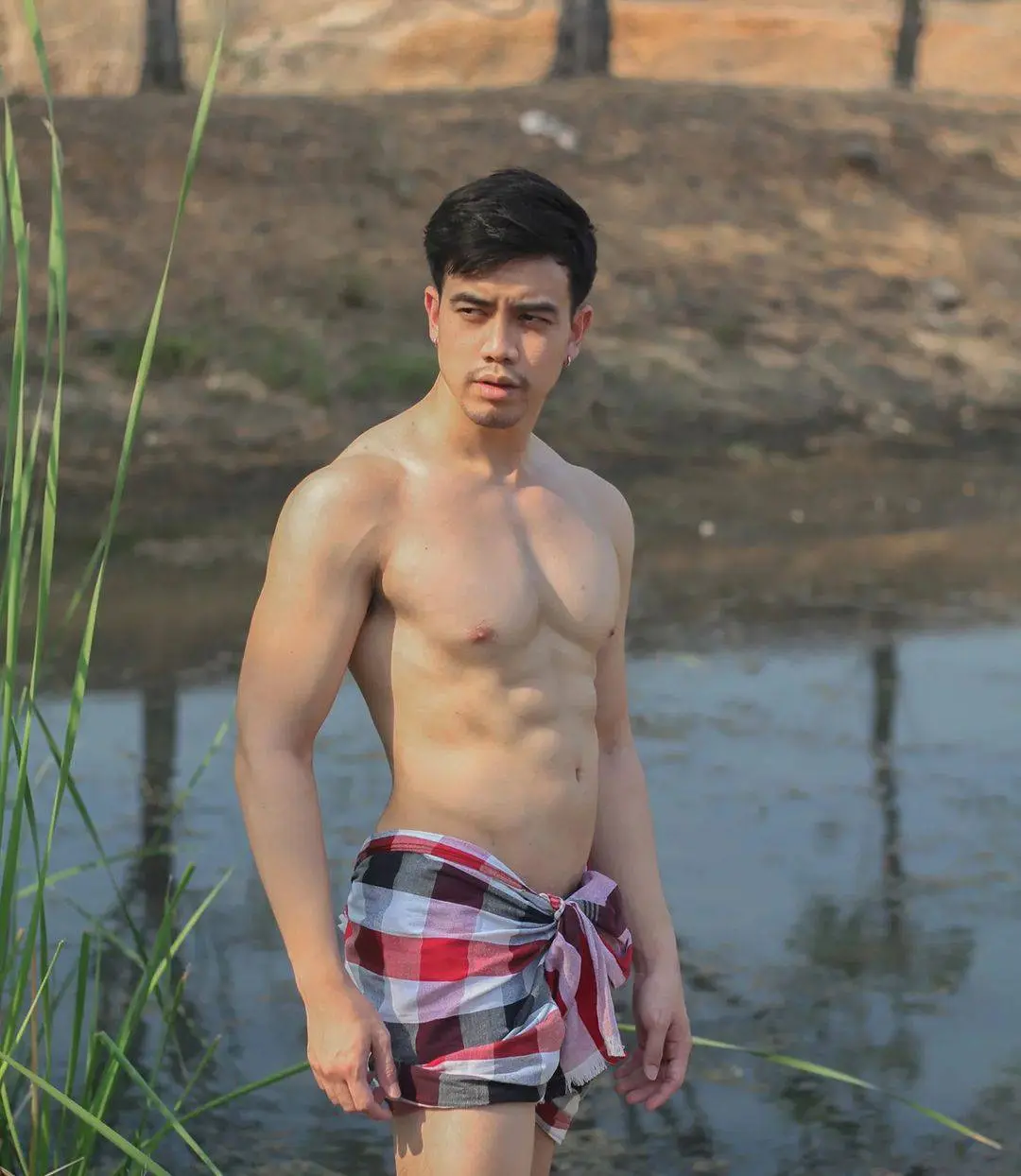 ลิ้นสั่นรอออออ
