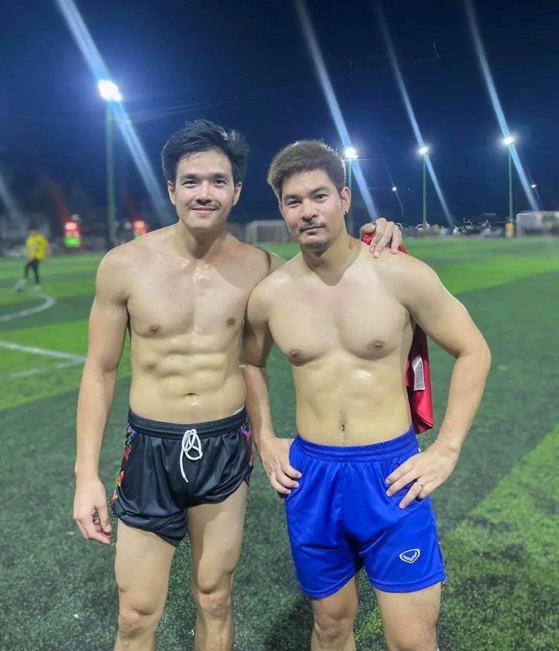 มองไม่เบื่อผัวจ๋าาา