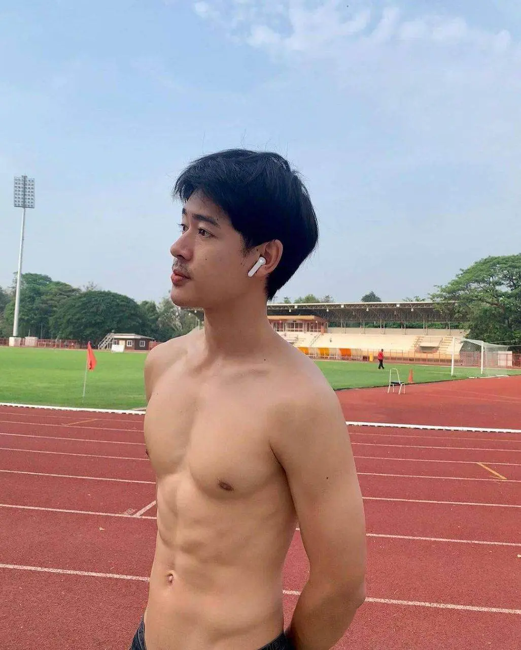 กล้ามกับโนมมม เลียแพล็บๆ