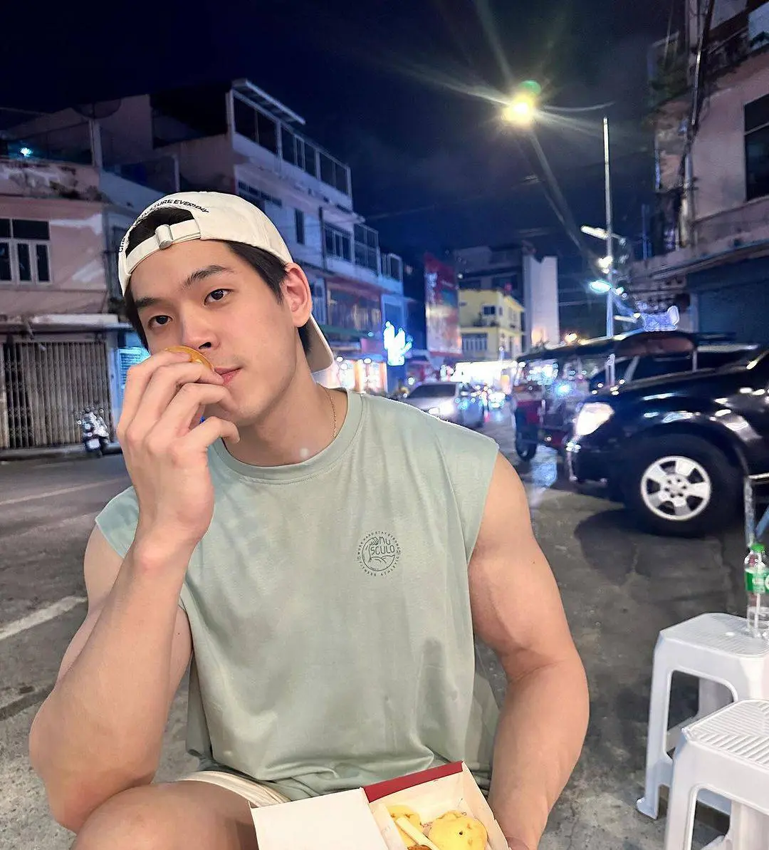 กล้ามกับโนมมม เลียแพล็บๆ