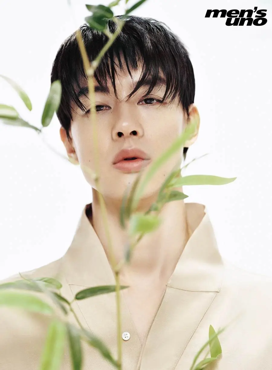 Yin Fang @ Men&rsquo;s Uno China February 2024