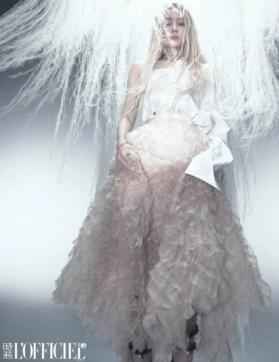 Dilireba @ L&rsquo;Officiel China March 2024