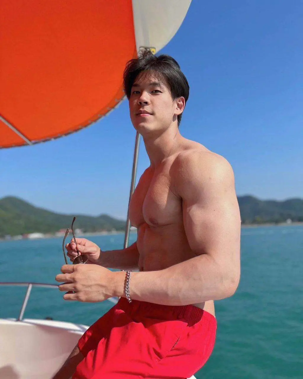 สดใสจังพ่อจ๋า