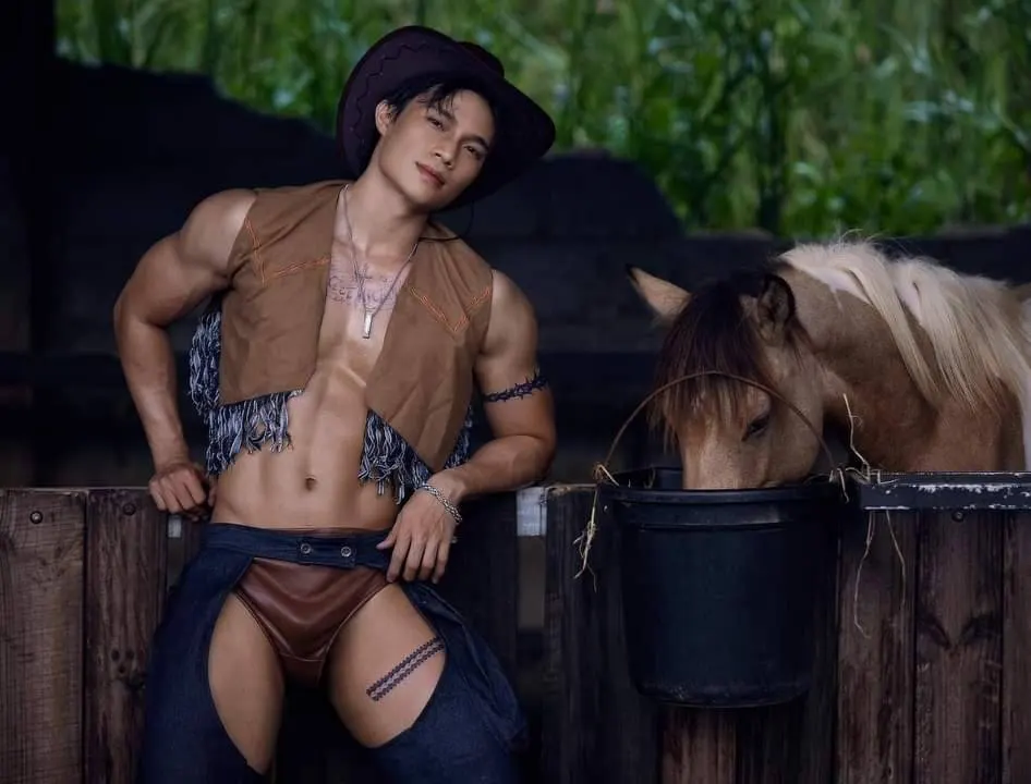 ม.ม้าคึกคัก