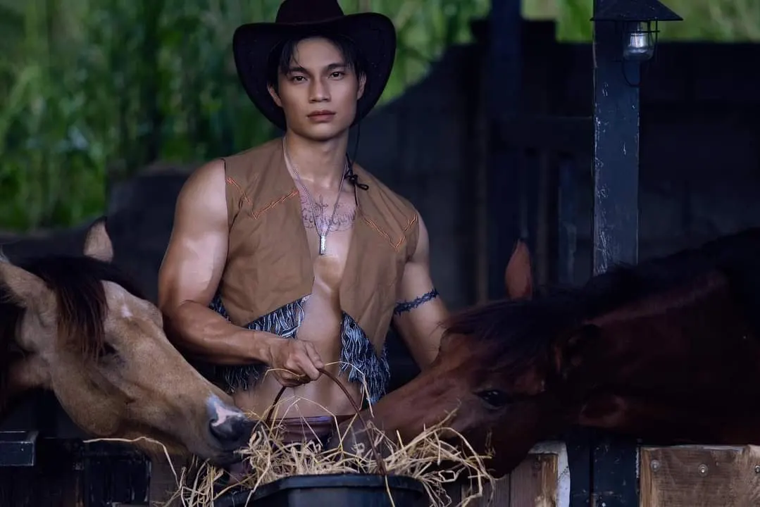ม.ม้าคึกคัก