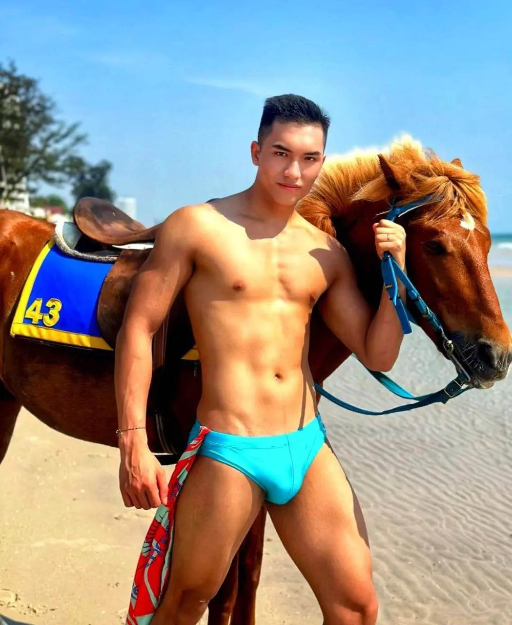 ม.ม้าคึกคัก