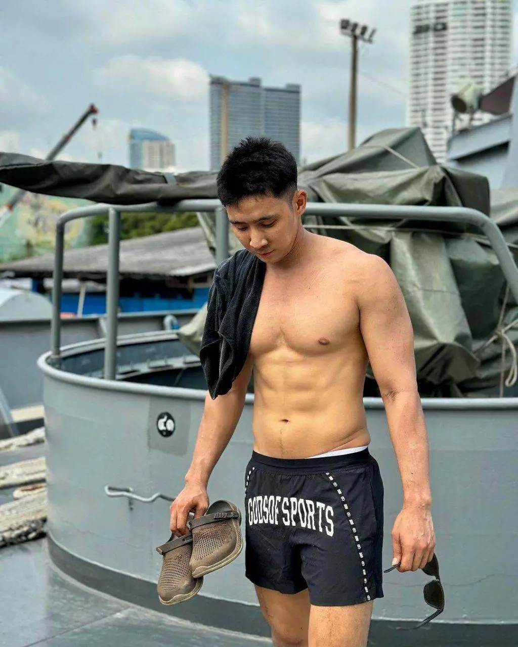 ท่อส่งน้ำงานดี