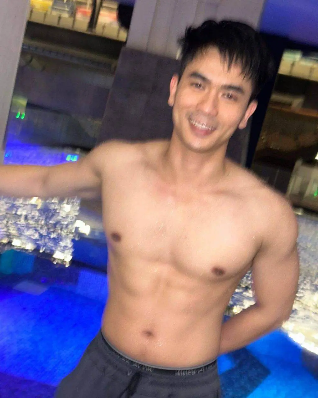 พรีเมี่ยมยั่วลิ้น