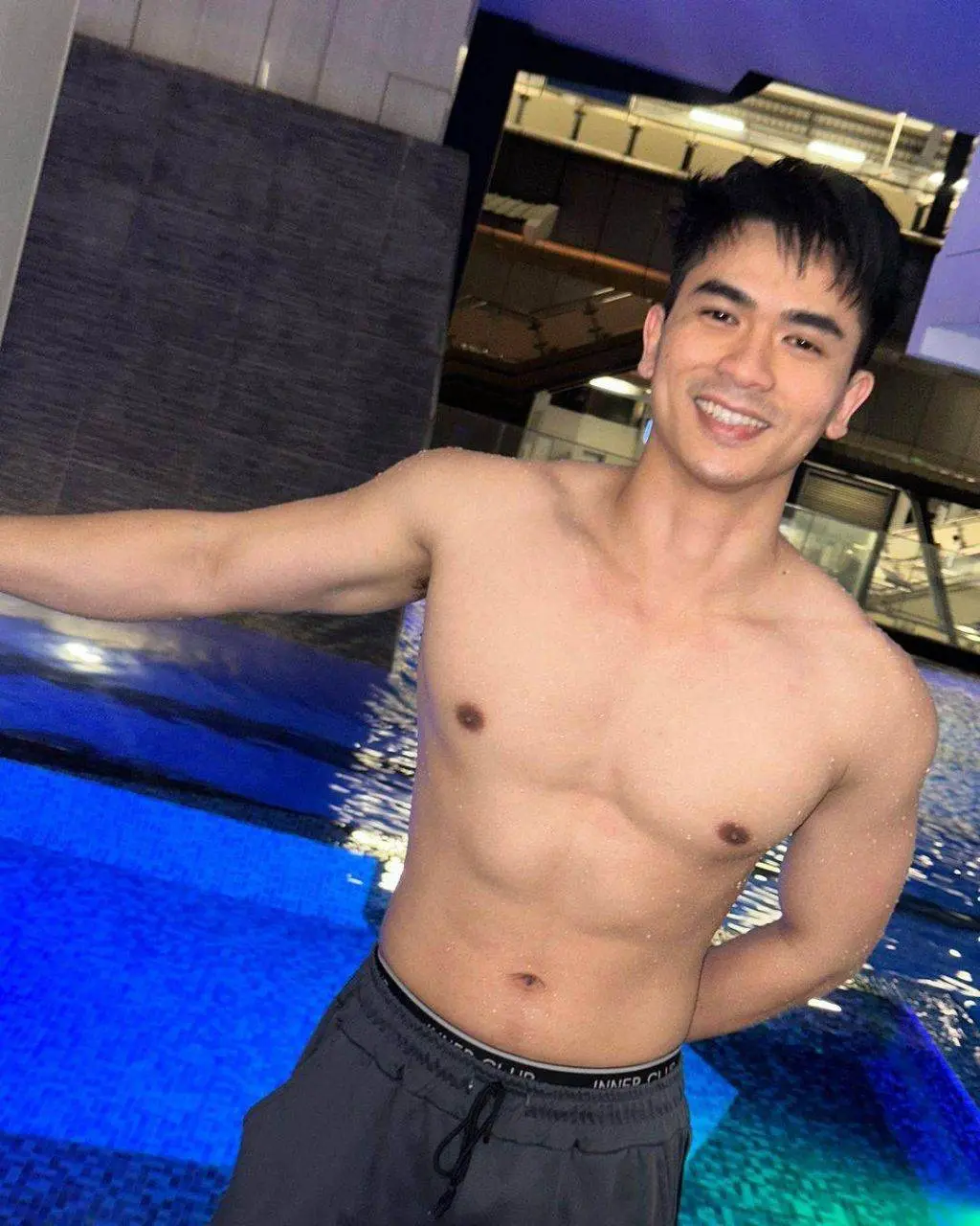 พรีเมี่ยมยั่วลิ้น