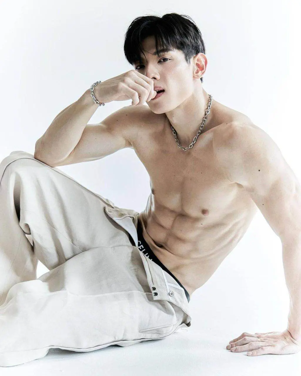 ความหล่อเข้มข้น